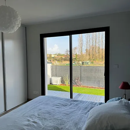 Hotel Maison Saint-palais-sur-mer, 6 Pieces, 8 Personnes - Fr-1-539-61 Saint-Palais-sur-Mer
