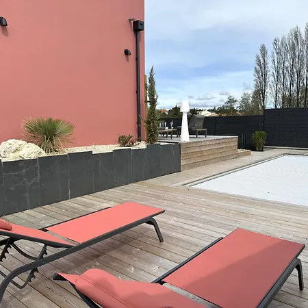 Maison Saint-palais-sur-mer, 6 Pieces, 8 Personnes - Fr-1-539-61 Hotel 4*
