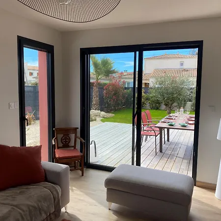 Hotel Maison Saint-palais-sur-mer, 6 Pieces, 8 Personnes - Fr-1-539-61 Saint-Palais-sur-Mer
